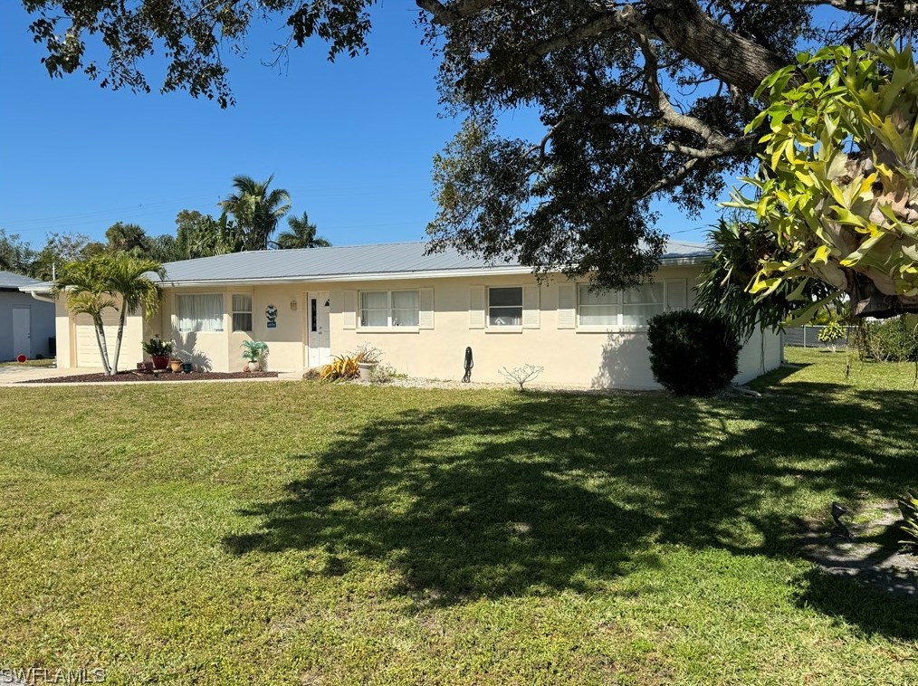 4277 Harbour Ln, Fort Myers, FL 33903-5002
