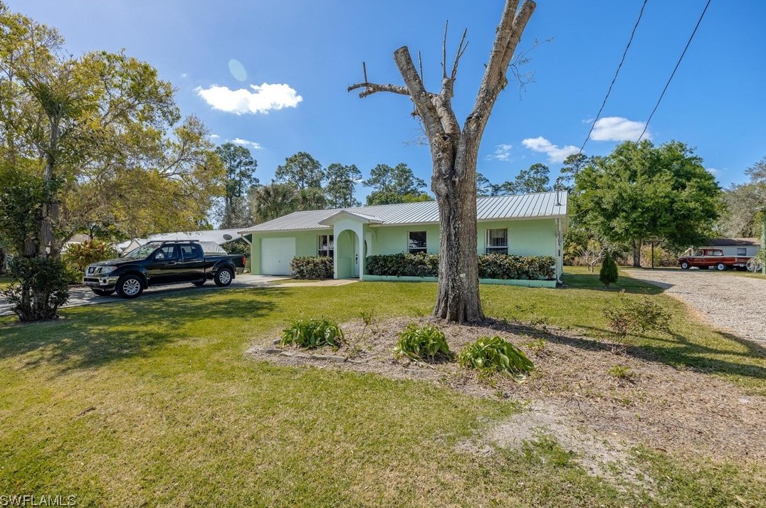 420 Cypress St, Labelle, FL