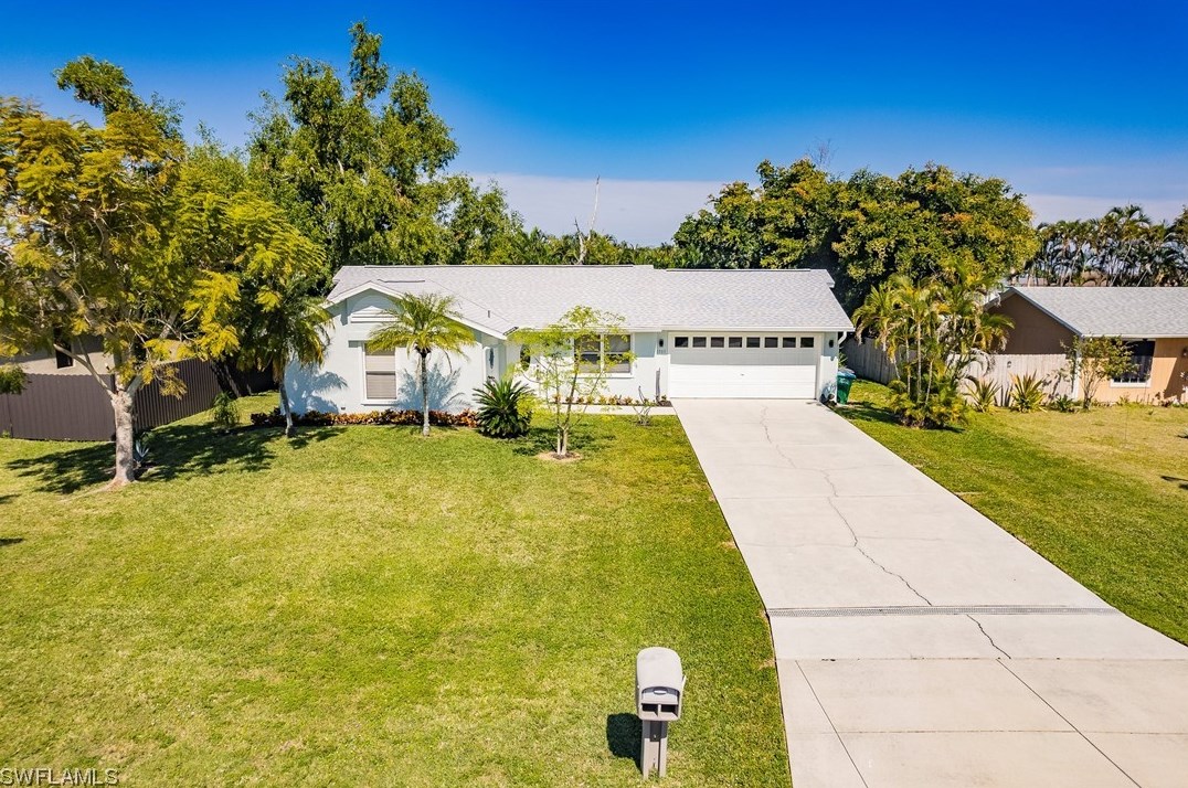 1505 13th Ter, Cape Coral, FL 33909-1553