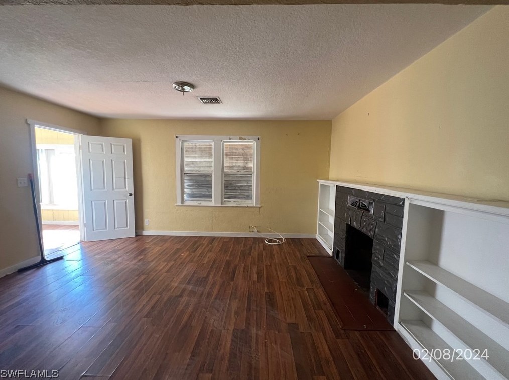 2311 Katherine St, Fort Myers FL  33901-9544 exterior