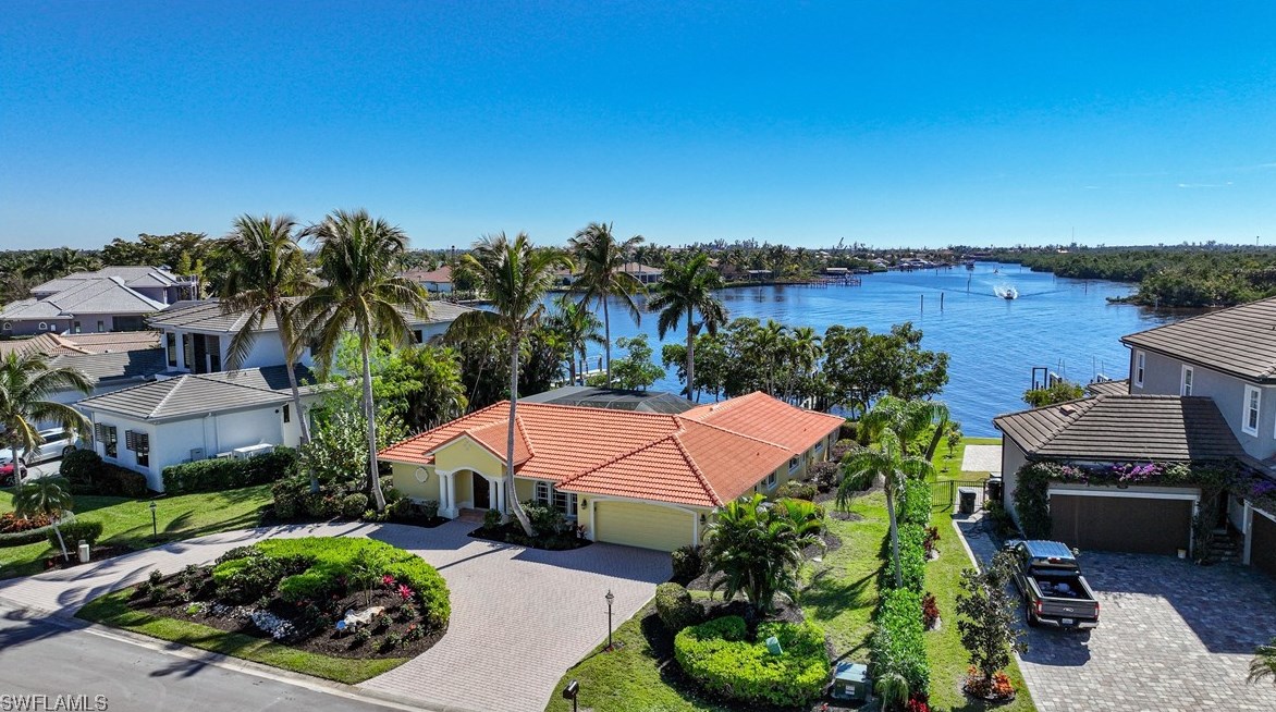 790 Cal Cove Dr, Fort Myers, FL 33919-6001