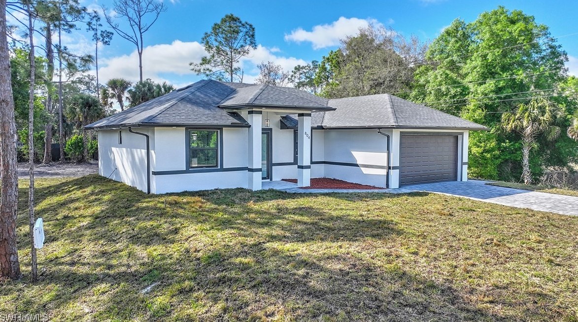 804 6th St, Lehigh Acres, FL