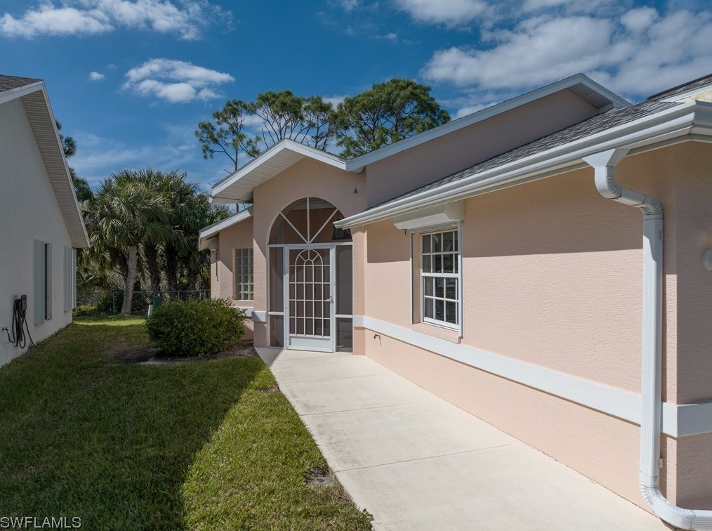 3814 Sabal Springs Blvd, Fort Myers, FL 33917-2025