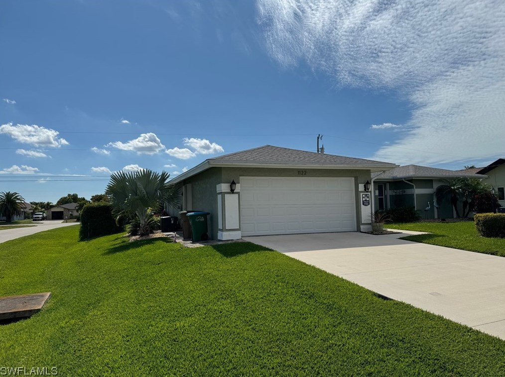1122 32nd Ter, Cape Coral FL  33904-4212 exterior