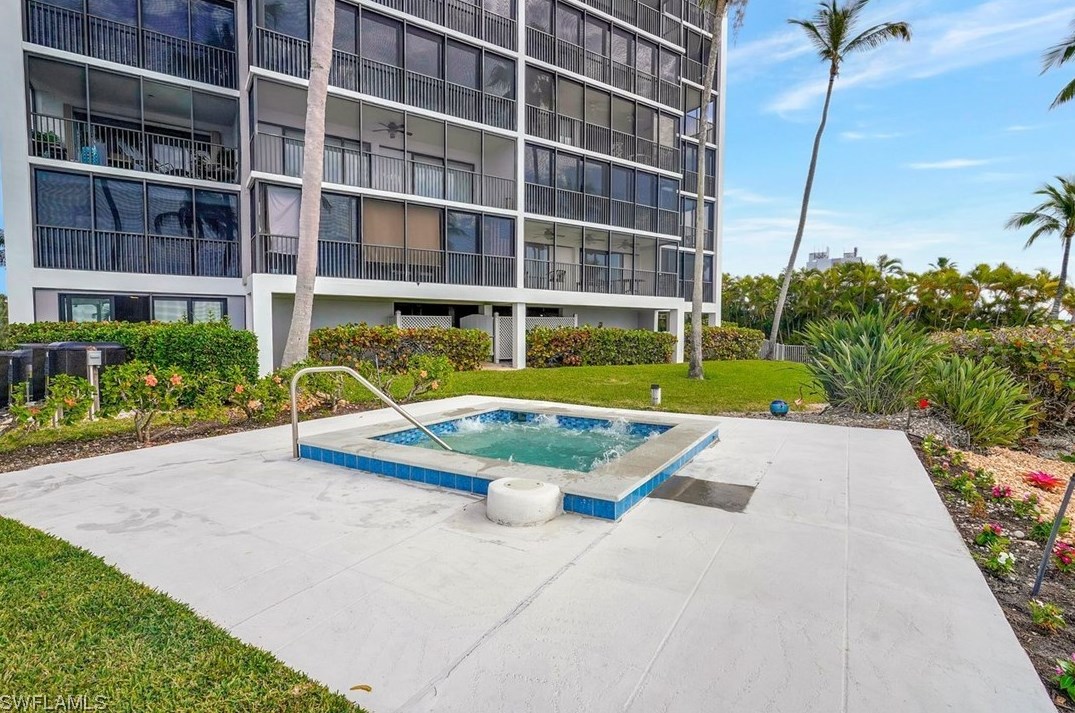 3350 Key Dr, Fort Myers FL  33903-4823 exterior