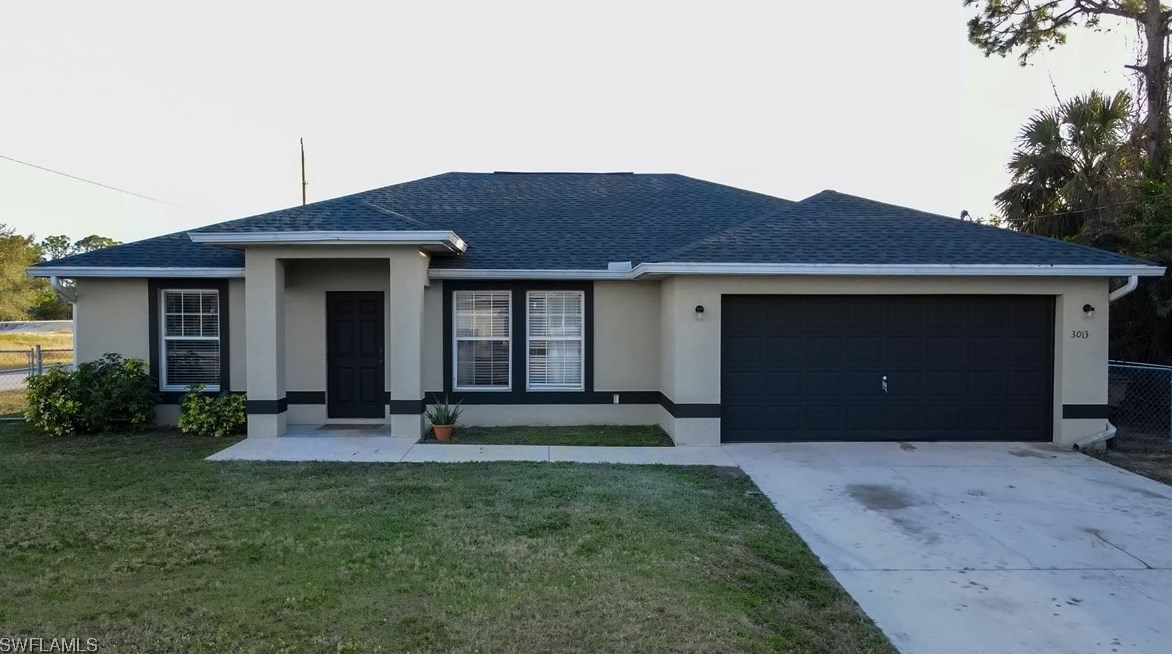 3013 33rd St, Lehigh Acres, FL 33976-4364