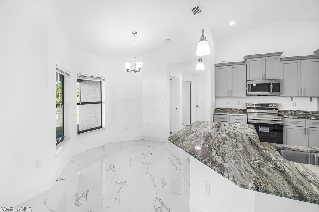 3217 31st St, Lehigh Acres FL  33971-5702 exterior