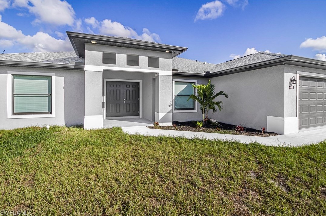 3217 31st St, Lehigh Acres FL  33971-5702 exterior