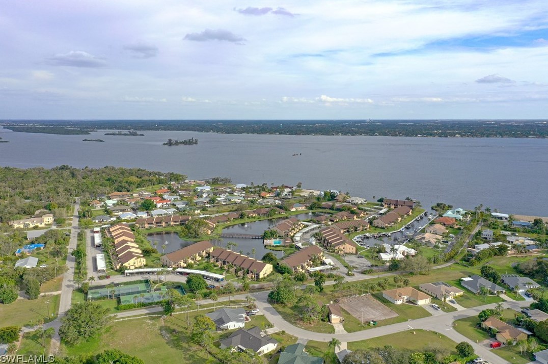 15456 Admiralty Cir, Fort Myers FL  33917-8206 exterior