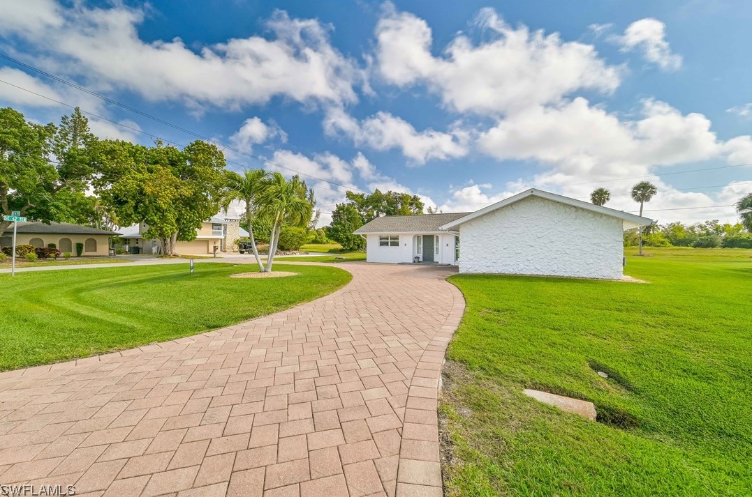 4201 Se 4th Pl, Cape Coral, FL 33904
