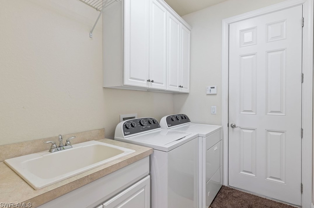 9933 Alhambra Ln, Bonita Springs FL  34135-0028 exterior