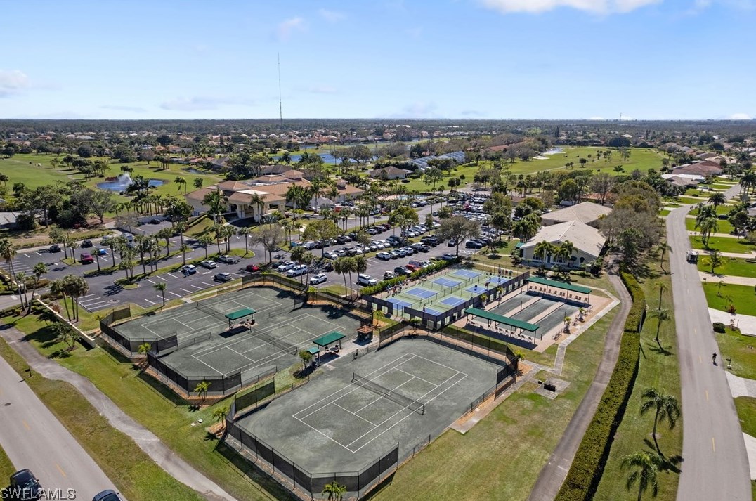 9933 Alhambra Ln, Bonita Springs FL  34135-0028 exterior