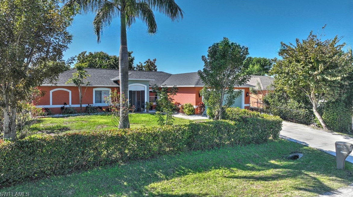 3205 7th St Sw, Lehigh Acres, FL 33976
