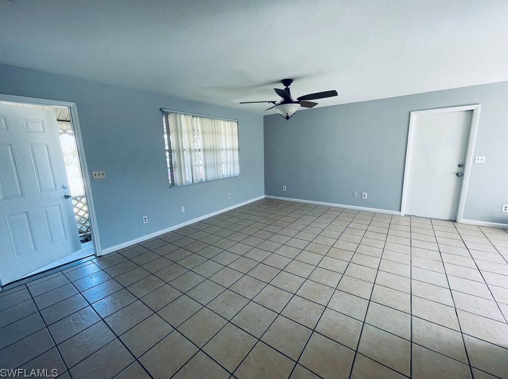 10736 Banyan Tree Ln, Lehigh Acres, FL 33936