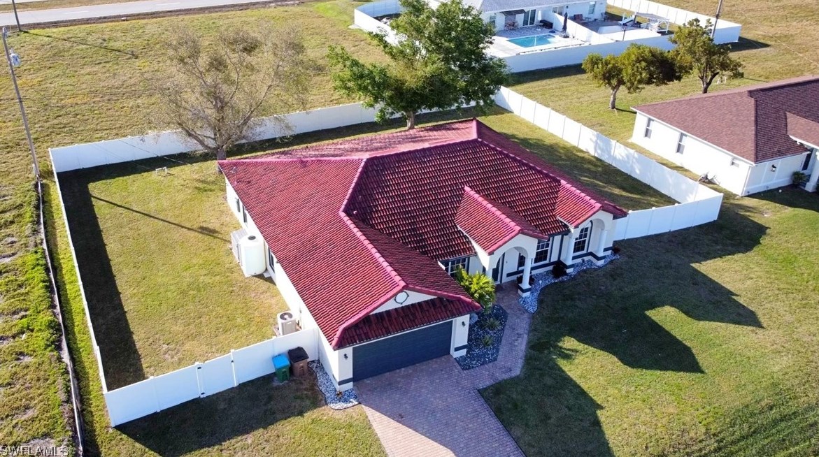1420 7th Pl, Cape Coral, FL 33909-1341