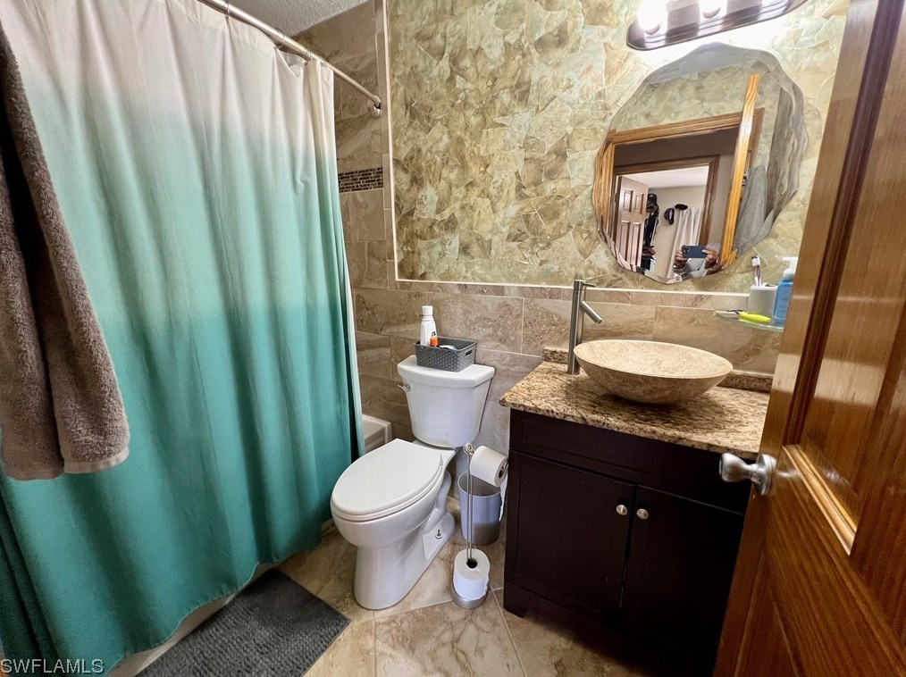 3401 3 St, Lehigh Acres FL  33936-2172 exterior