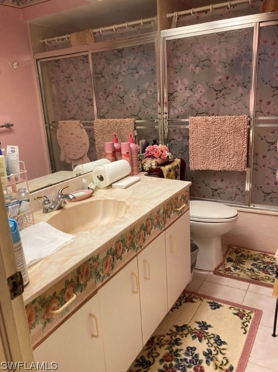 807 Roosevelt Ave, Lehigh Acres FL 33936-0924 exterior