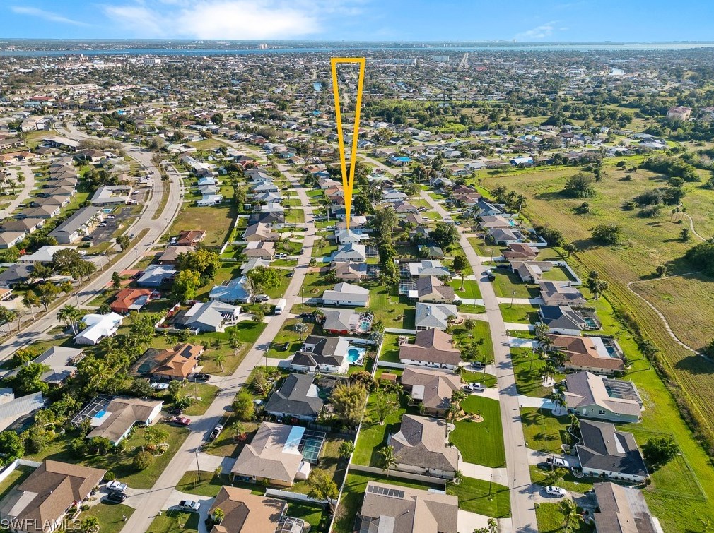 3648 8th Pl, Cape Coral, FL 33904-4977