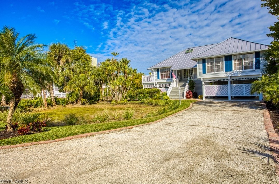 235 Daniel Dr, Sanibel, FL 33957