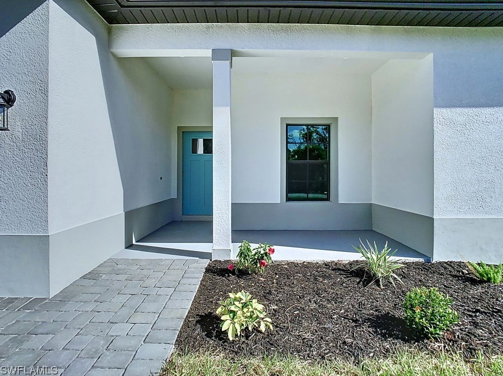 302 Wells Ave, Lehigh Acres, FL 33936