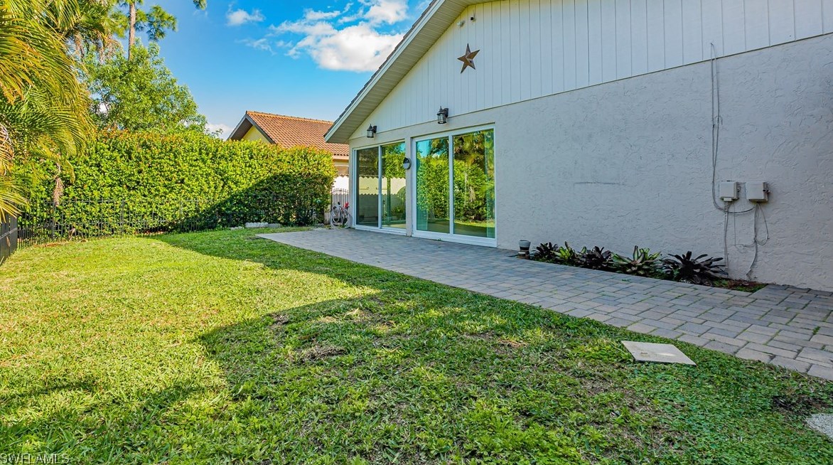 11258 Ln Coruna Ln, Bonita Springs FL  34135 exterior