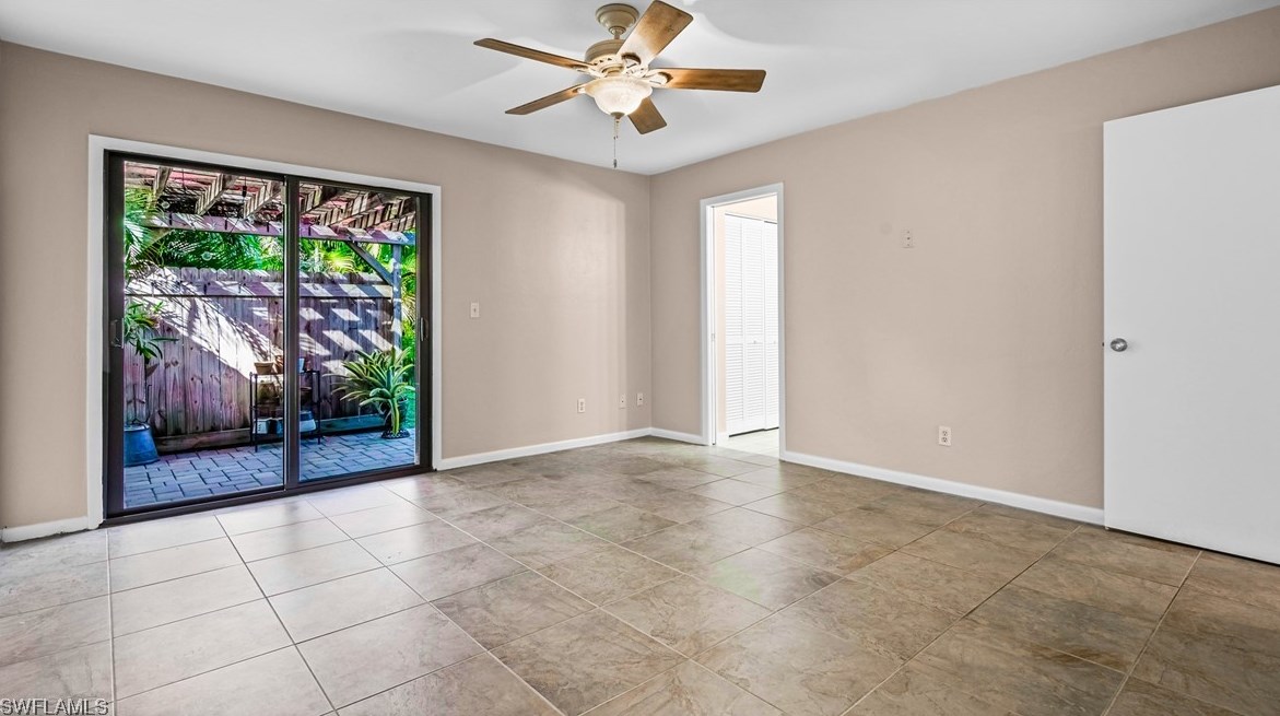 11258 Ln Coruna Ln, Bonita Springs FL  34135 exterior