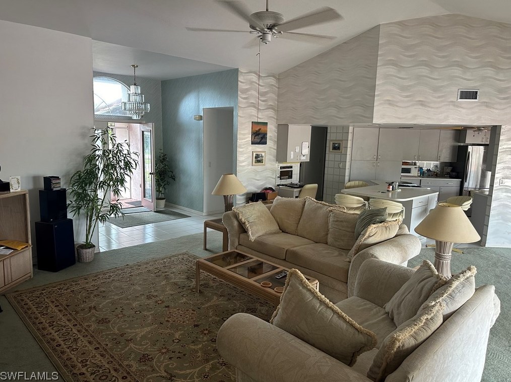 905 Dolphin Dr, Cape Coral, FL 33904-5923