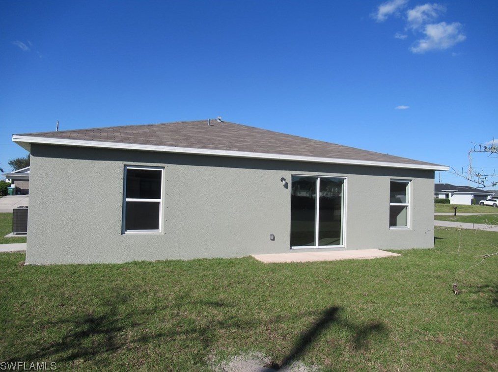 22 Nw 7th Ter, Cape Coral, FL 33909