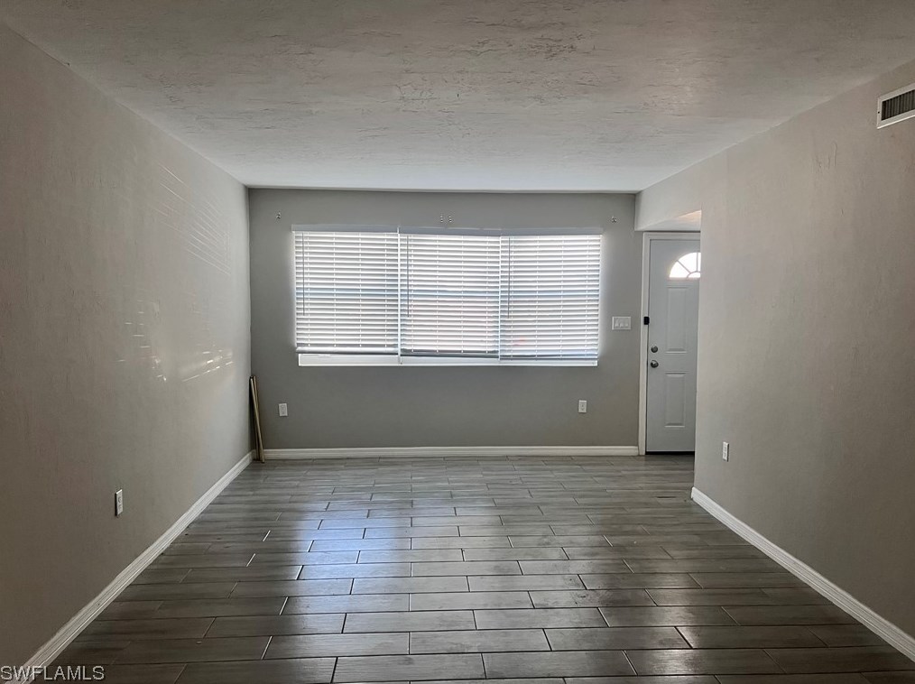 4952 Vincennes St, Cape Coral, FL 33904