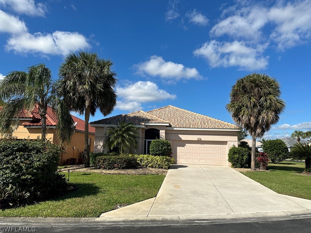 2150 Oxford Ridge Cir, Lehigh Acres, FL 33973
