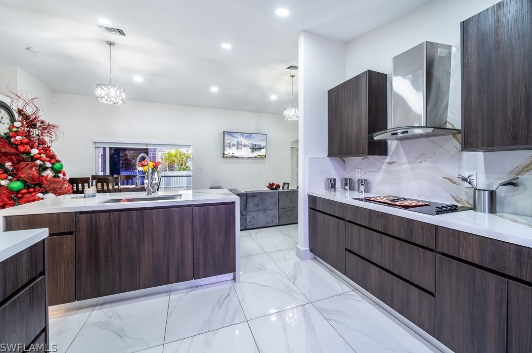 1136 5 Ave, Cape Coral FL  33990-0028 exterior