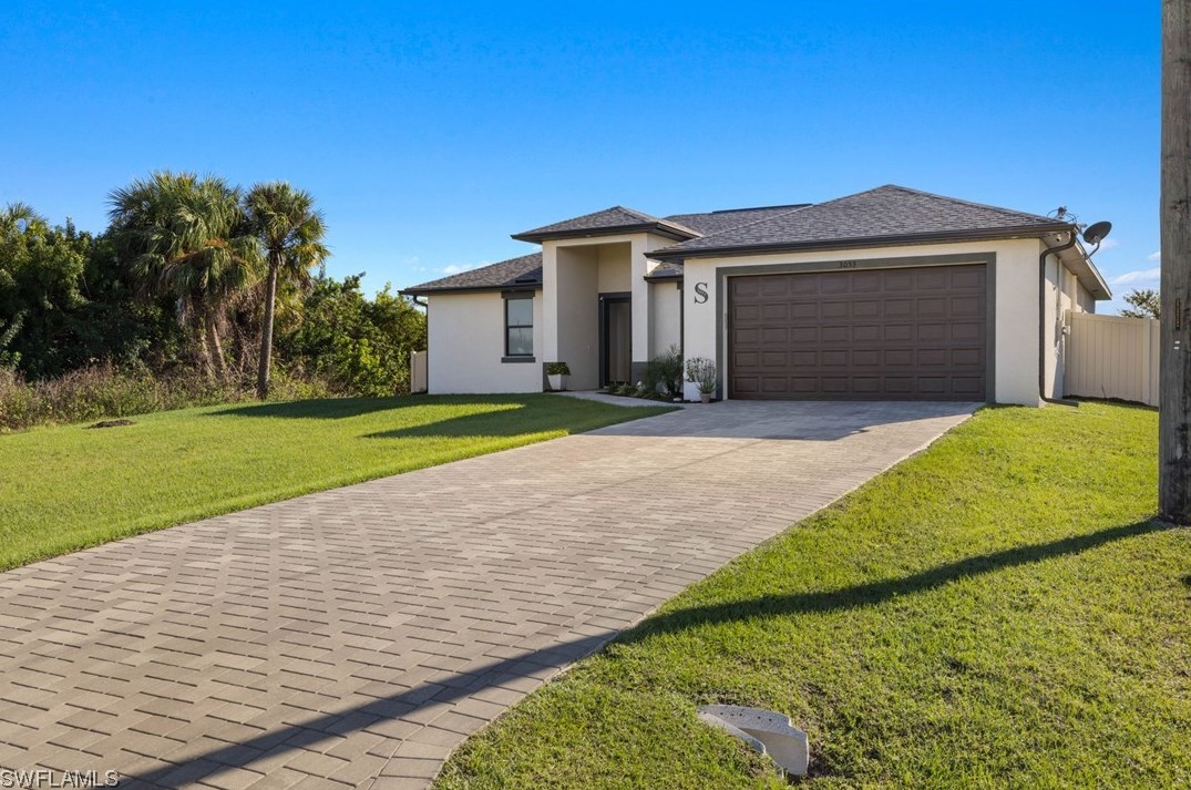 3053 Briarwood Cir, Labelle, FL 33935-5345