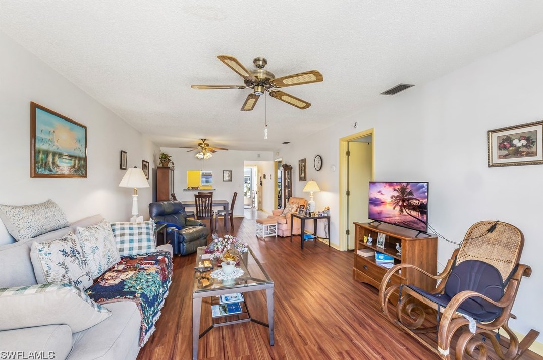 6842 Bogey Dr, Fort Myers FL  exterior