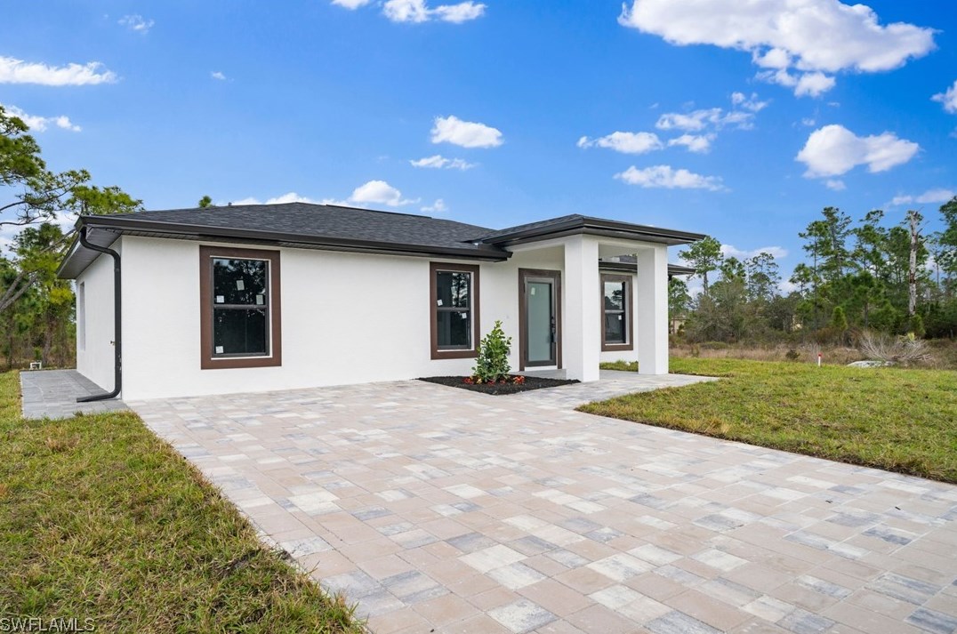917 Danube St, Lehigh Acres, FL 33974