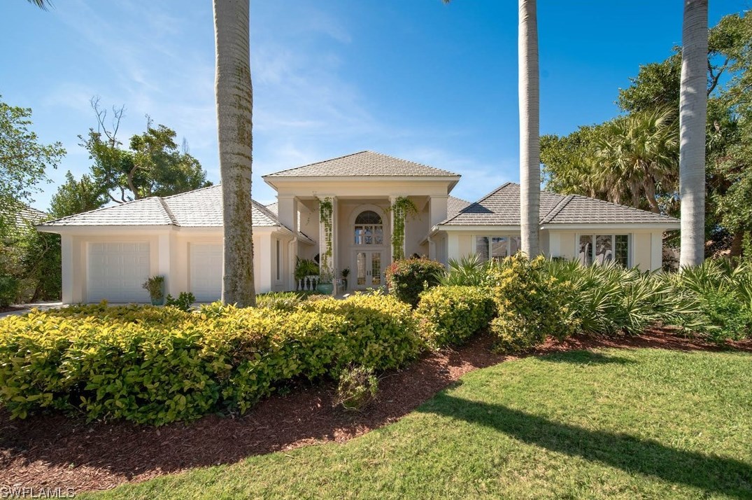 2303 Troon Ct, Sanibel, FL 33957-2218