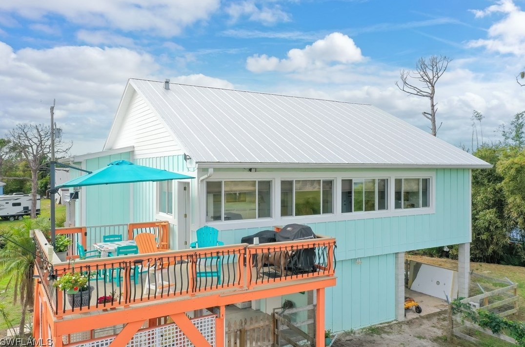 3774 Papaya St, Saint James City, FL 33956-2573