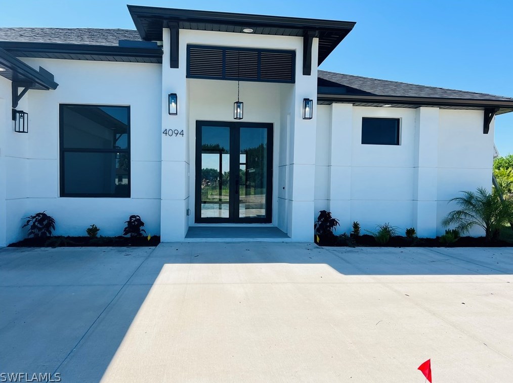 4094 22nd Ave, Naples, FL 34120-8971