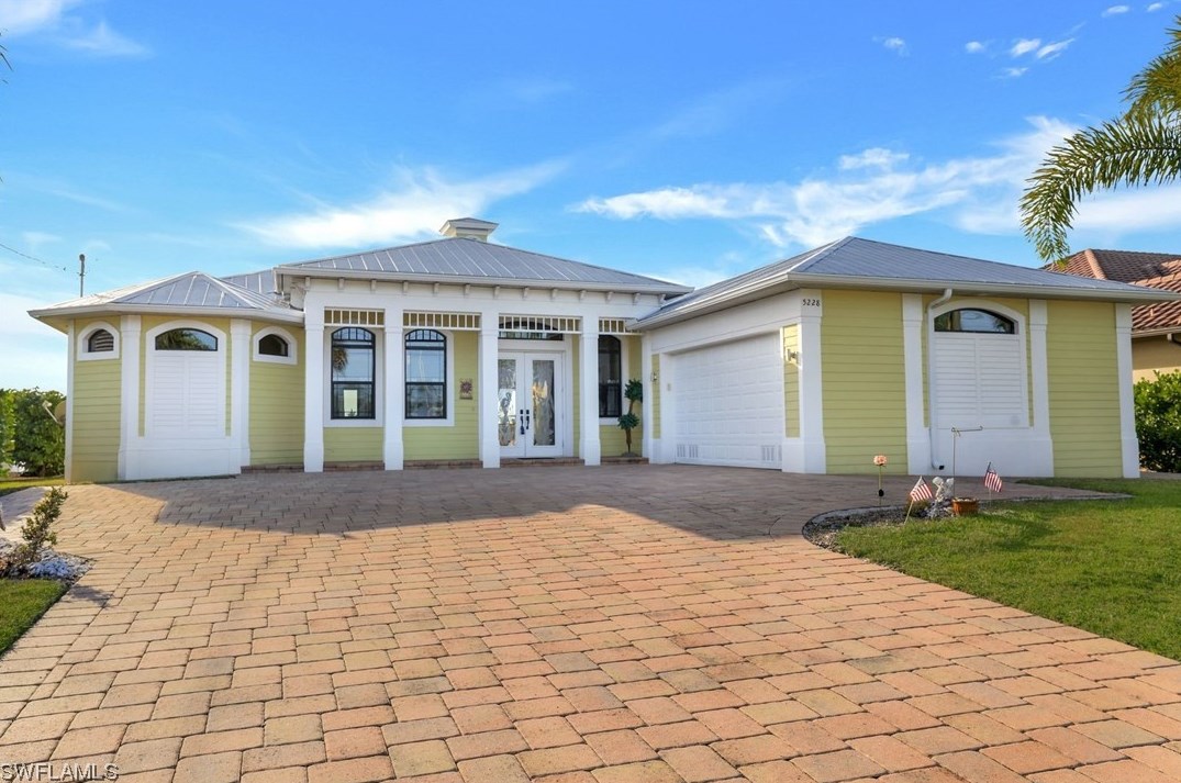 5228 Pelican Blvd, Cape Coral, FL 33914-6528
