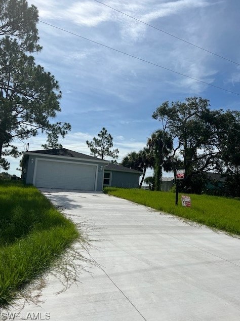 5051 Ne Tradewinds Cir, Labelle, FL 33935