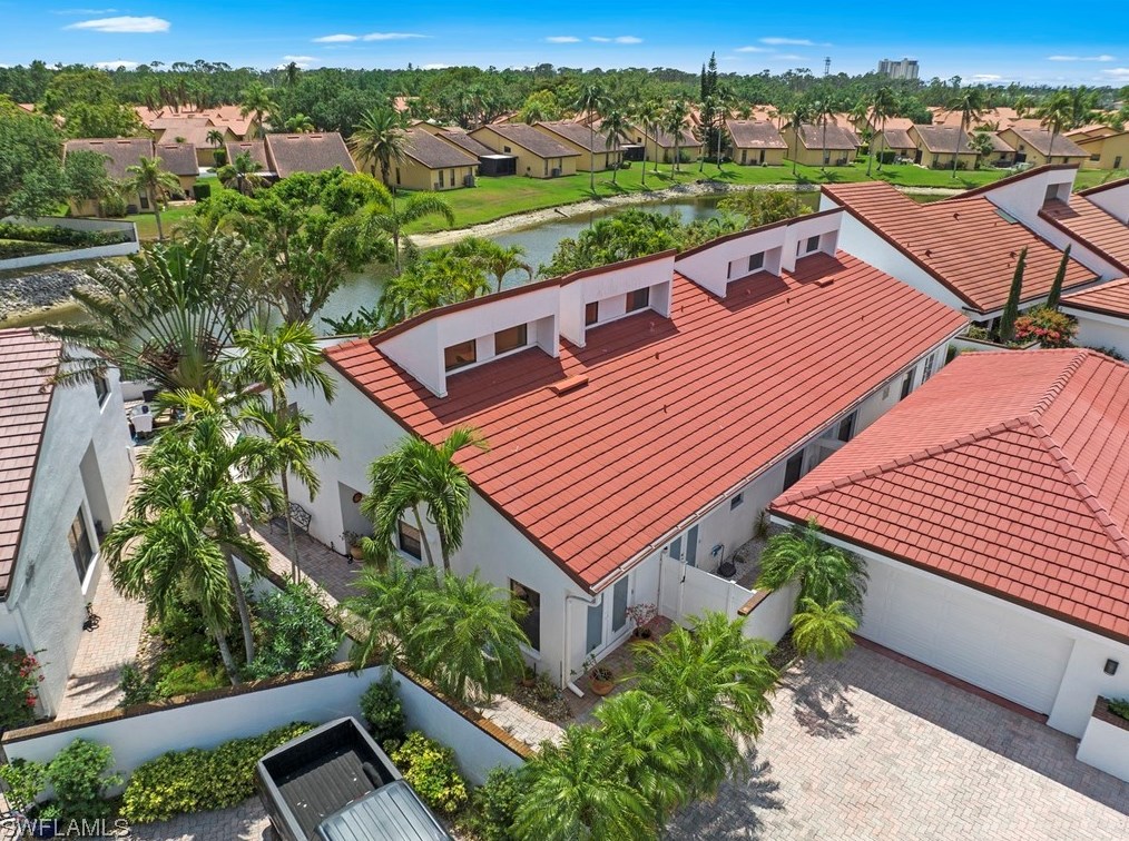 5470 Harbour Castle Dr, Fort Myers FL 33907-7846 exterior