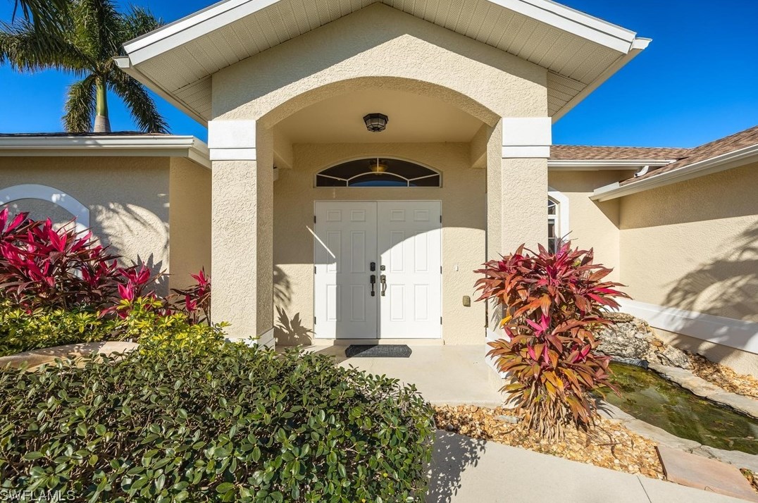 824 37th Ave, Cape Coral, FL 33993-6309