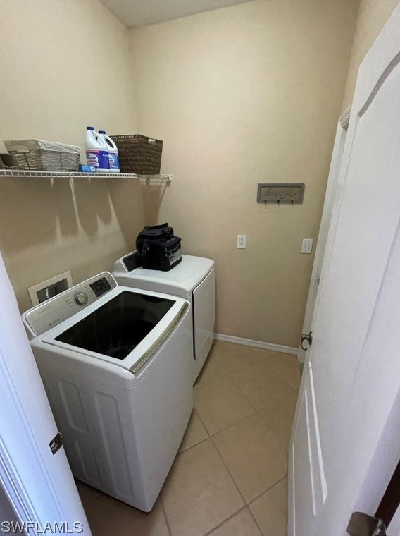 12154 Country Day Cir, Fort Myers FL  33913-7630 exterior