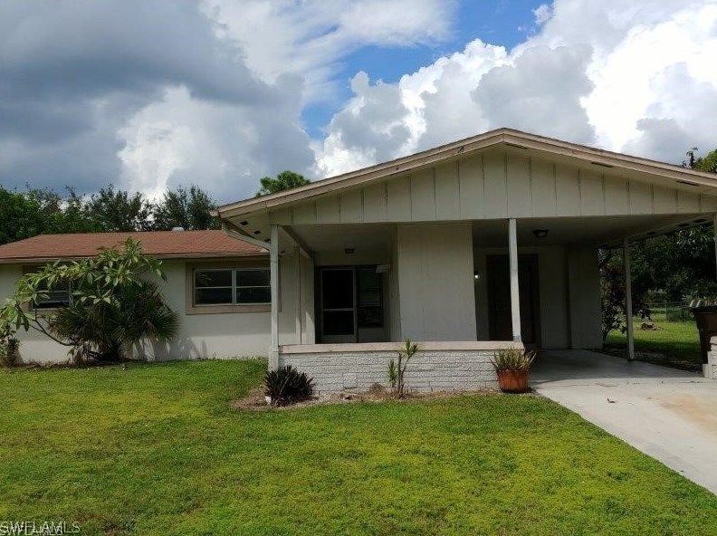 514 15th Pl, Cape Coral, FL 33909-2123