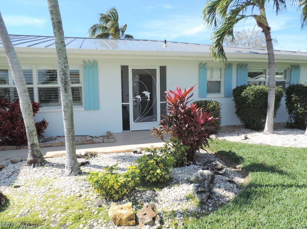 6135 Plumosa Ave, Fort Myers, FL 33908-4638