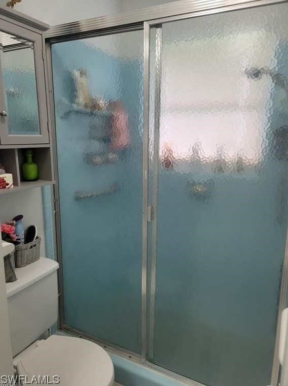 1406 Grandale St, Lehigh Acres FL 33936-5820 exterior