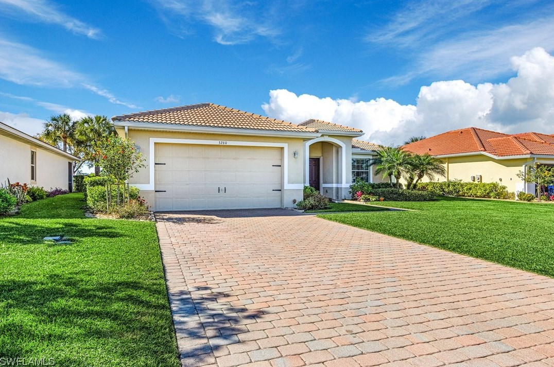 3260 Magnolia Landing Ln, Fort Myers, FL 33917-7807