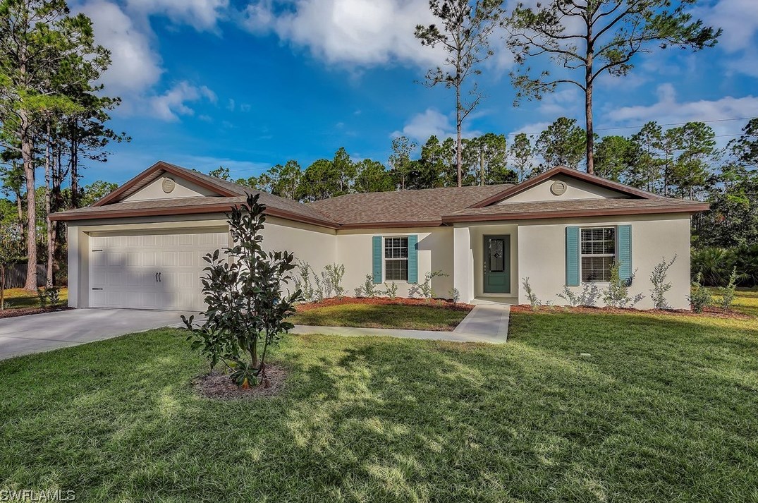 221 Magellan St, Fort Myers, FL 33913-7556