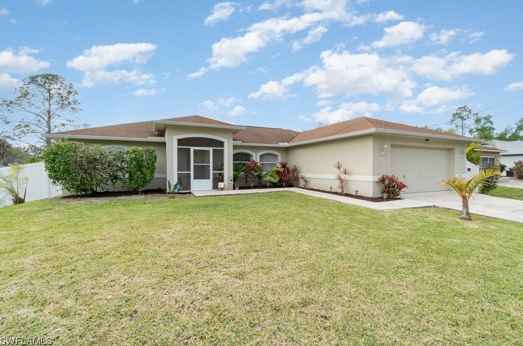 2705 6th St W, Lehigh Acres, FL 33971