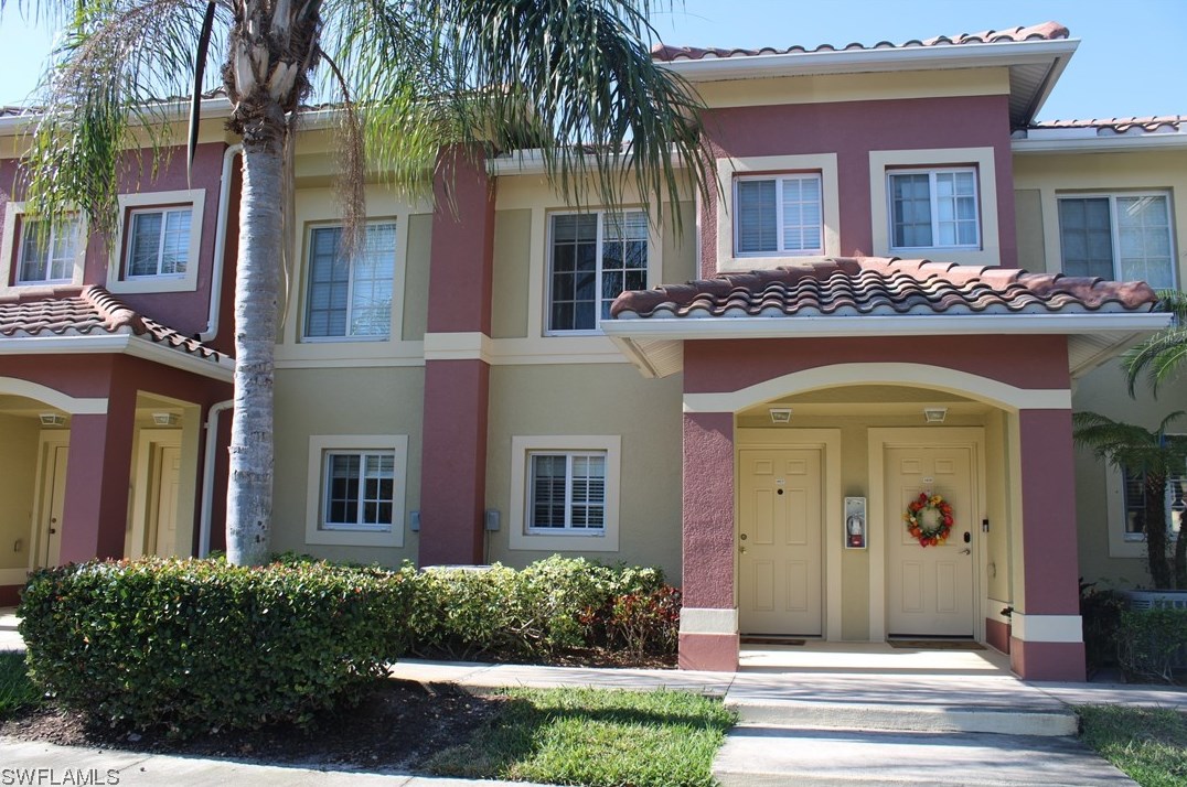 12000 Rain Brook Ave, Fort Myers, FL 33913-7771