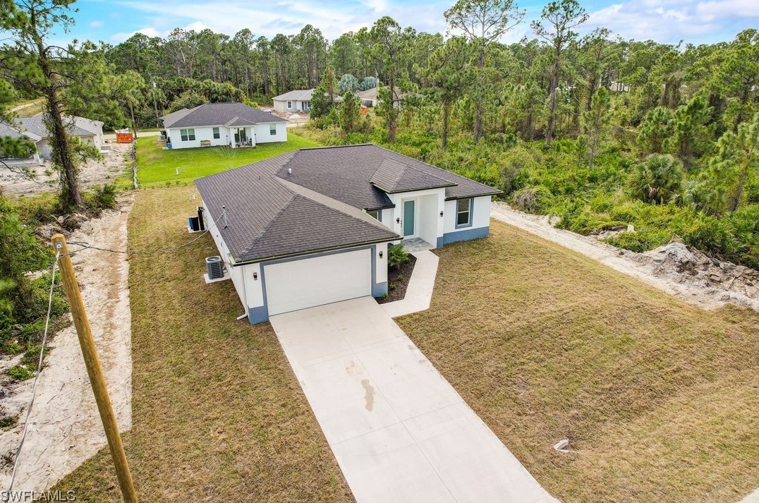 3302 71st St, Lehigh Acres, FL 33971-6887